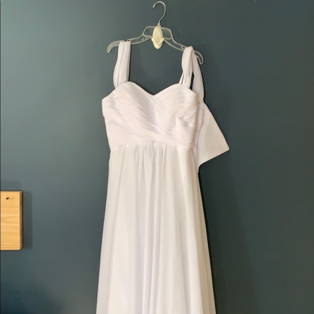 Unworn wedding dress